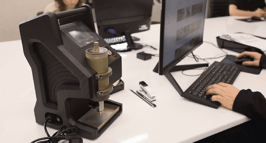 Transformer oil hydrogen analyzer